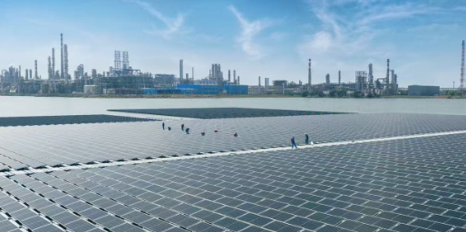 国内首座海上漂浮式光伏建成投入使用